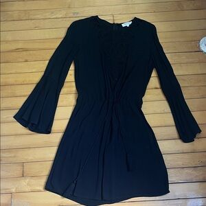 WYLDR Black Long-Sleeve Bell Sleeve Tie-Waist Dress